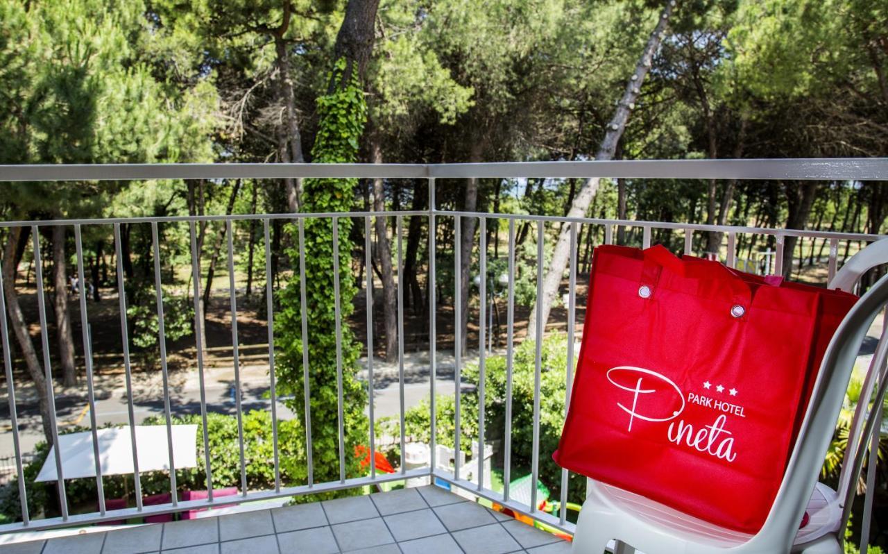 Park Hotel Pineta Cervia Exterior foto