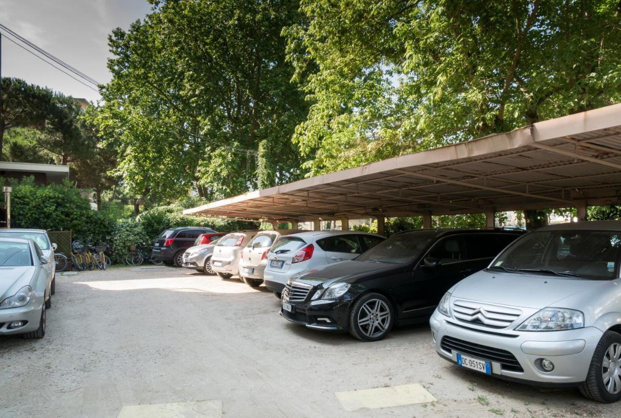 Park Hotel Pineta Cervia Exterior foto